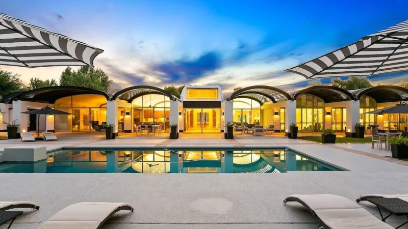 Scottsdale Luxury Vacation Rentals image